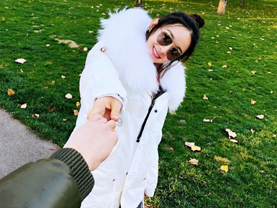 女朋友总是管自己要钱花，应该顺应她还是拒绝？